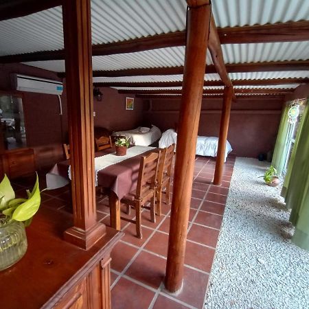 Casa Sol Y Sierras A 500 Metros Del Centro Villa Алта Грасия Екстериор снимка